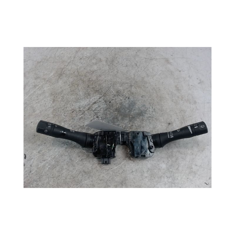 BLOC COMMODOS NISSAN MICRA 2009-