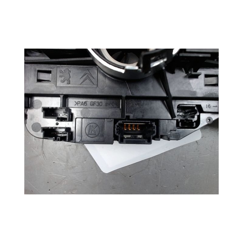 BLOC COMMODOS PEUGEOT 5008 2009-