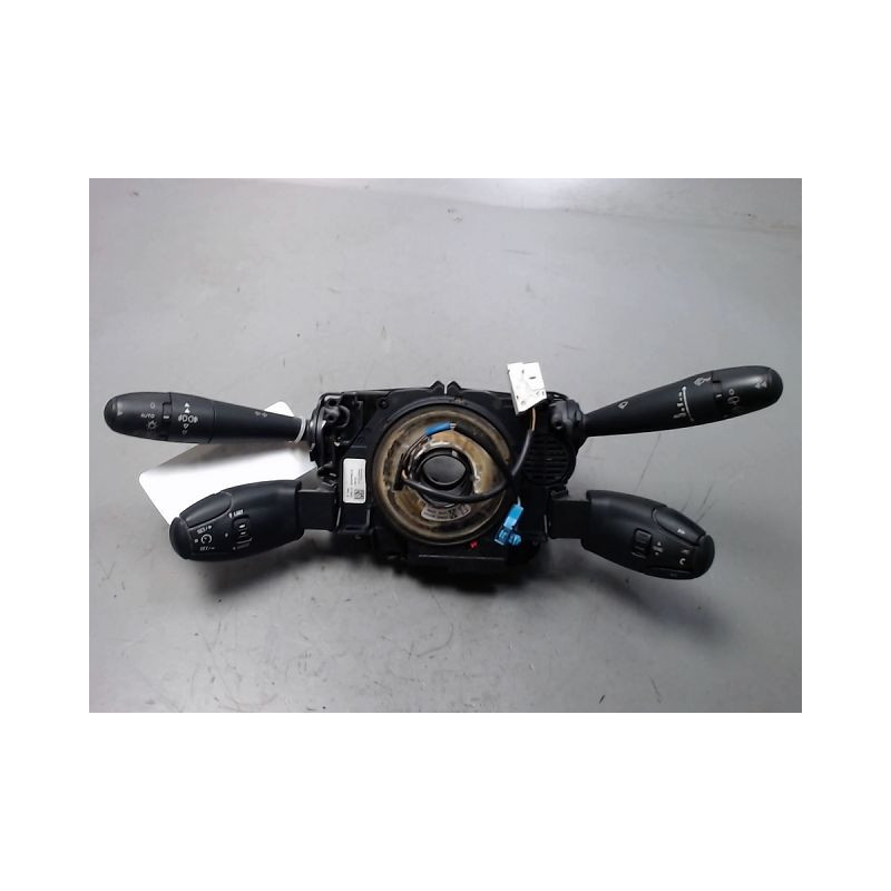 BLOC COMMODOS PEUGEOT 3008 2009-