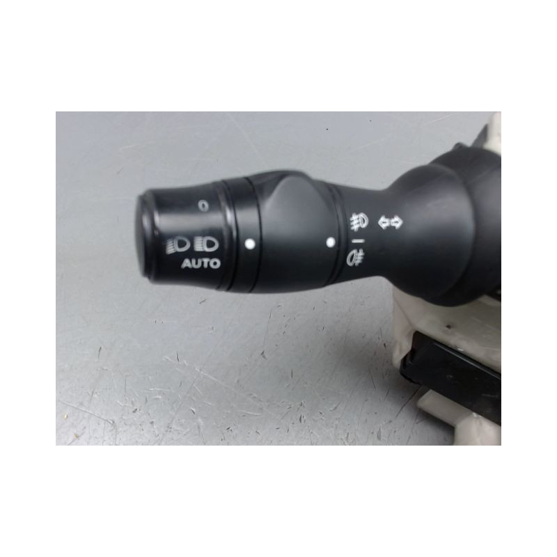 BLOC COMMODOS RENAULT MEGANE COUPE III Phase 1 2008-2012