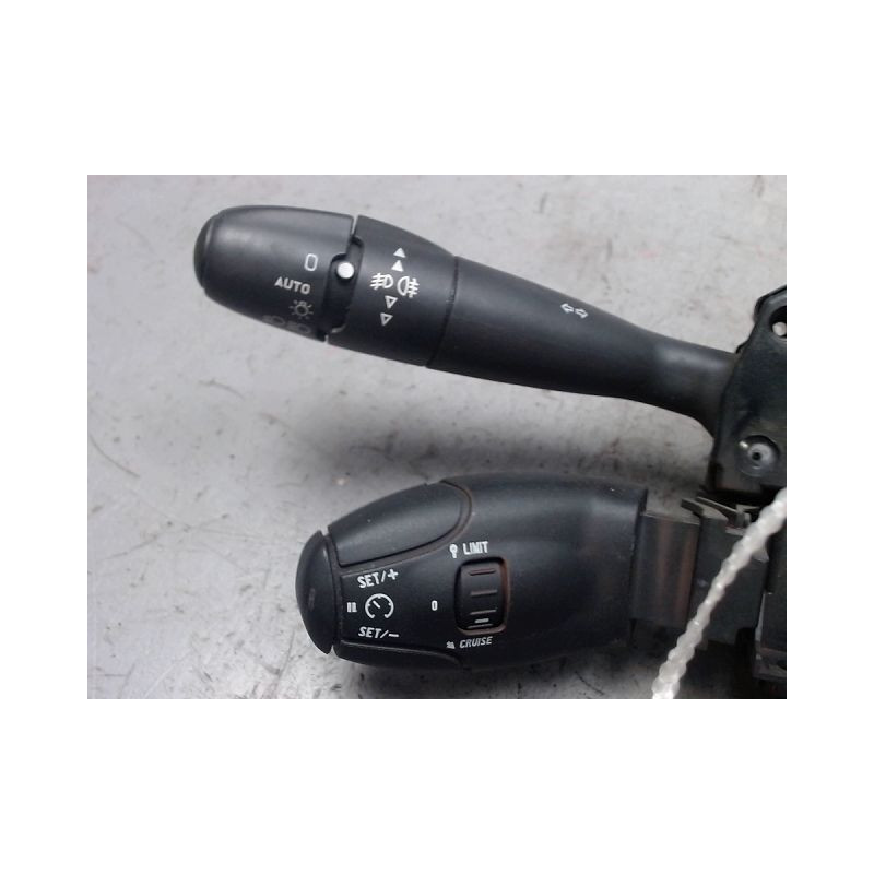BLOC COMMODOS PEUGEOT 308 2011-