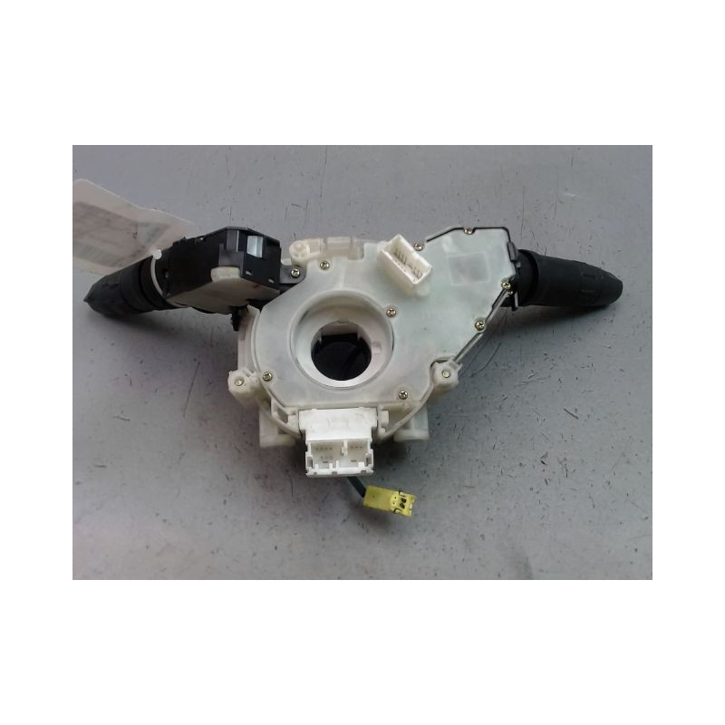 BLOC COMMODOS NISSAN MICRA III Phase 1 2003-2005