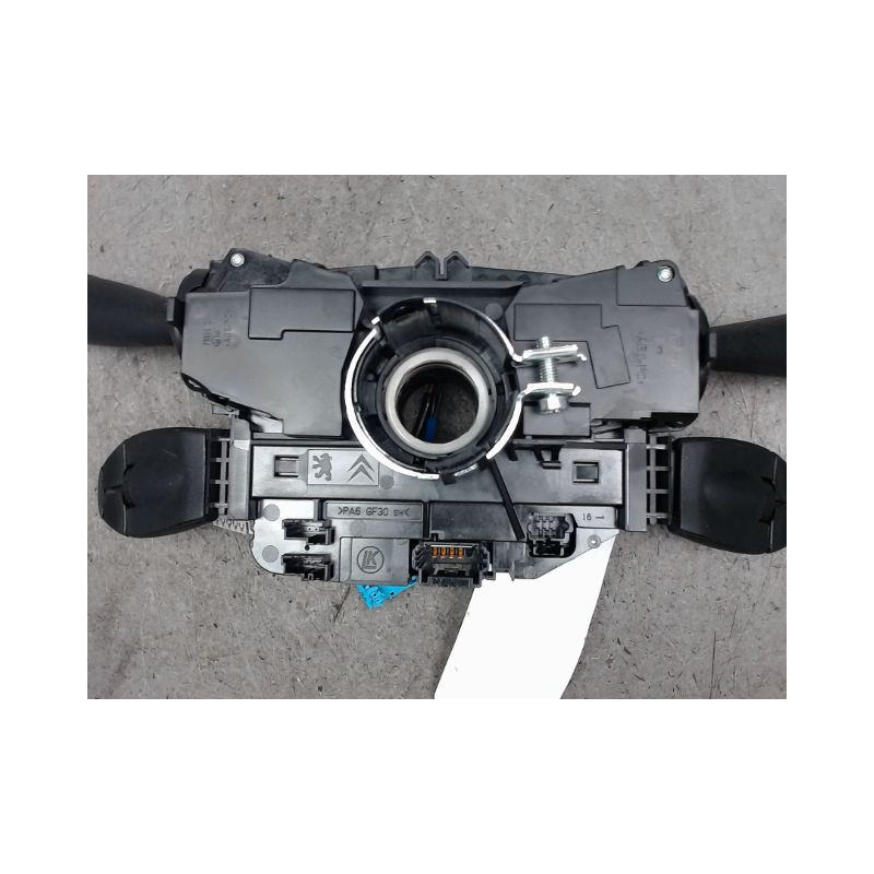 BLOC COMMODOS PEUGEOT 5008 2009-