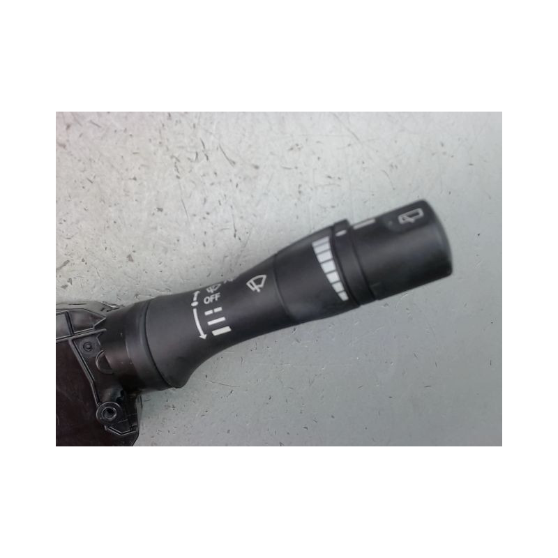 BLOC COMMODOS NISSAN MICRA 2009-