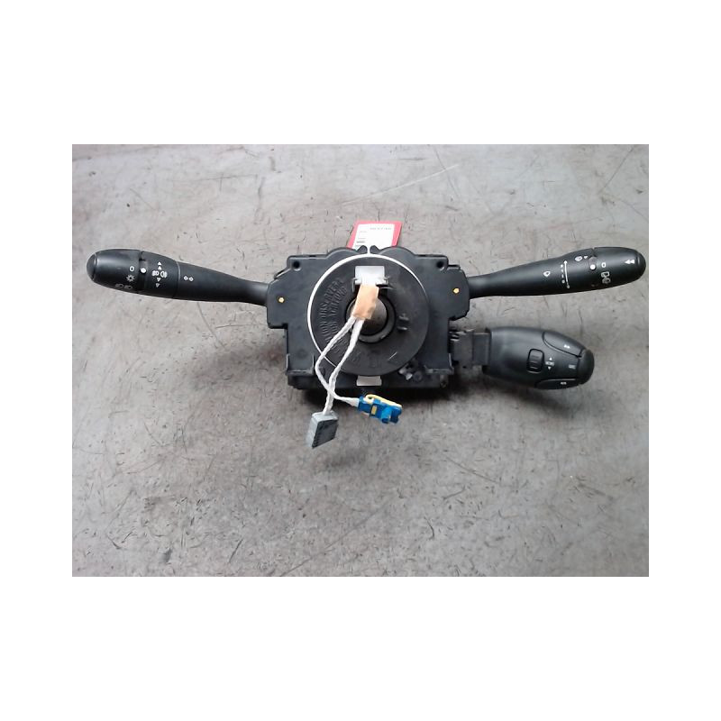 BLOC COMMODOS PEUGEOT 206+ 2009-