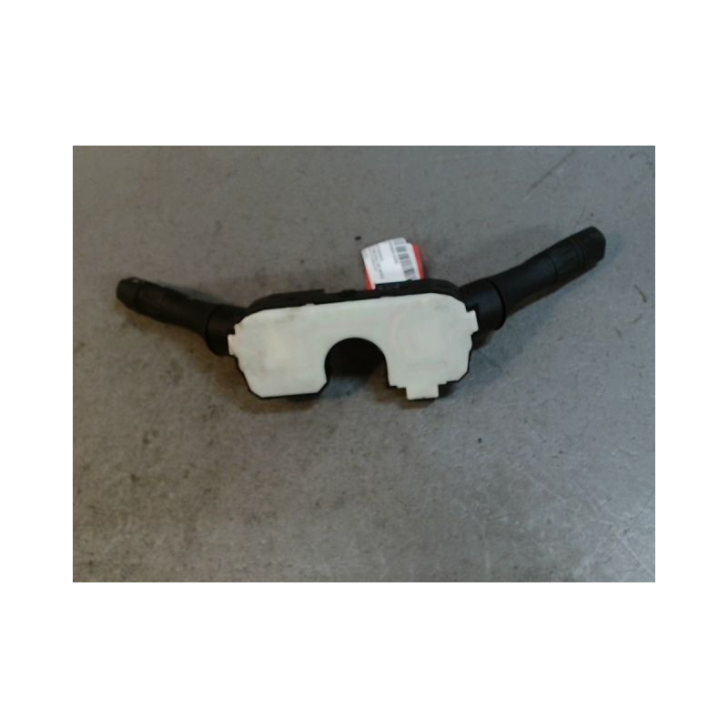 BLOC COMMODOS NISSAN JUKE PHASE 1 1.5 DCI - 8V TURB