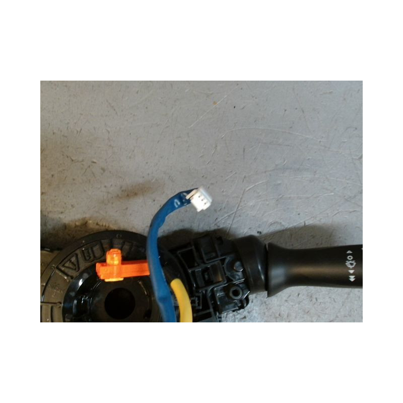 BLOC COMMODOS PEUGEOT 108