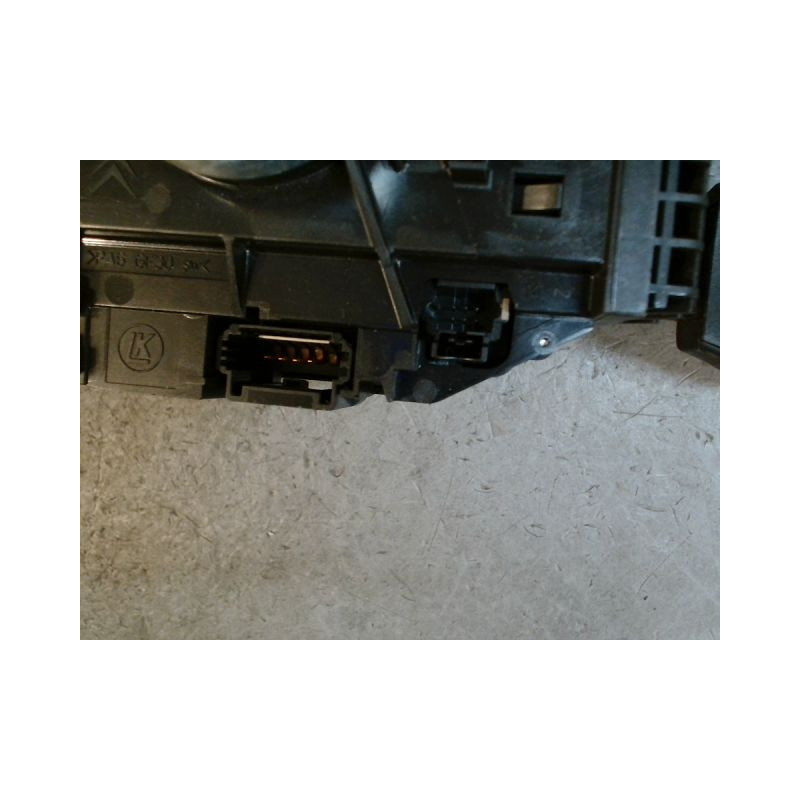 BLOC COMMODOS PEUGEOT 5008 1 PHASE 1 1.6 HDI - 16V T
