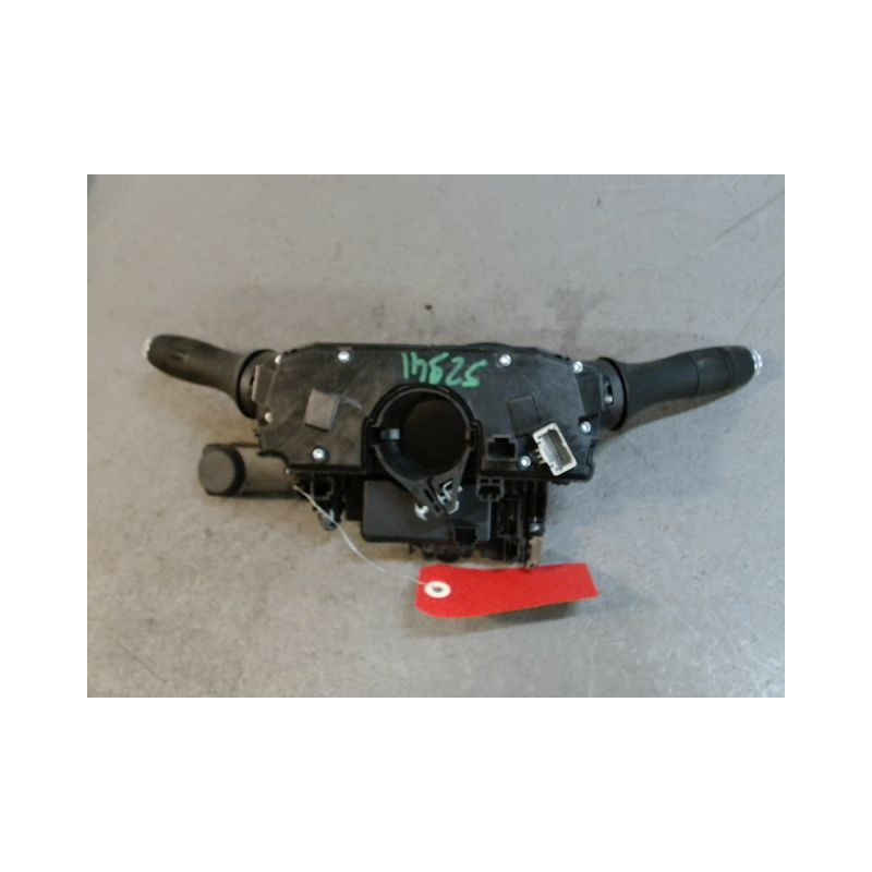 BLOC COMMODOS RENAULT CLIO 5  ESSENCE