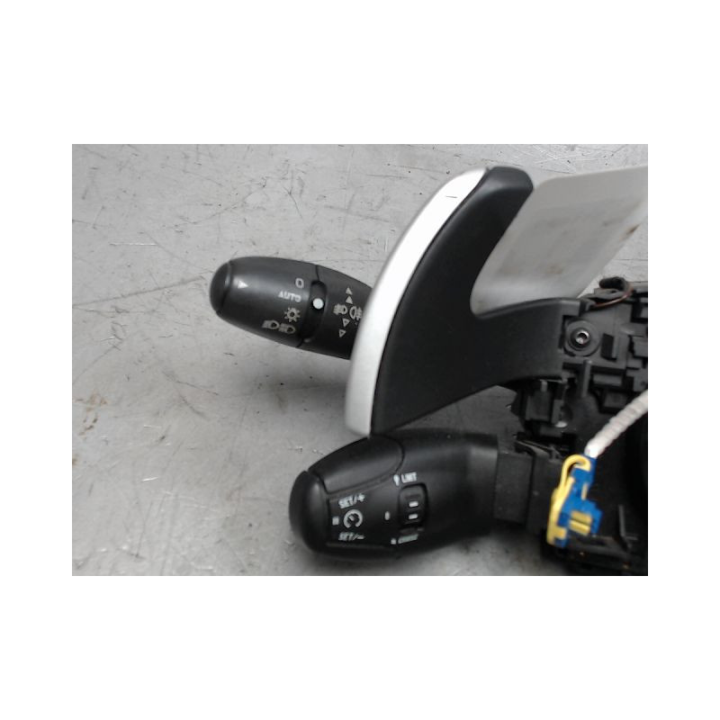 BLOC COMMODOS PEUGEOT 308 2007-