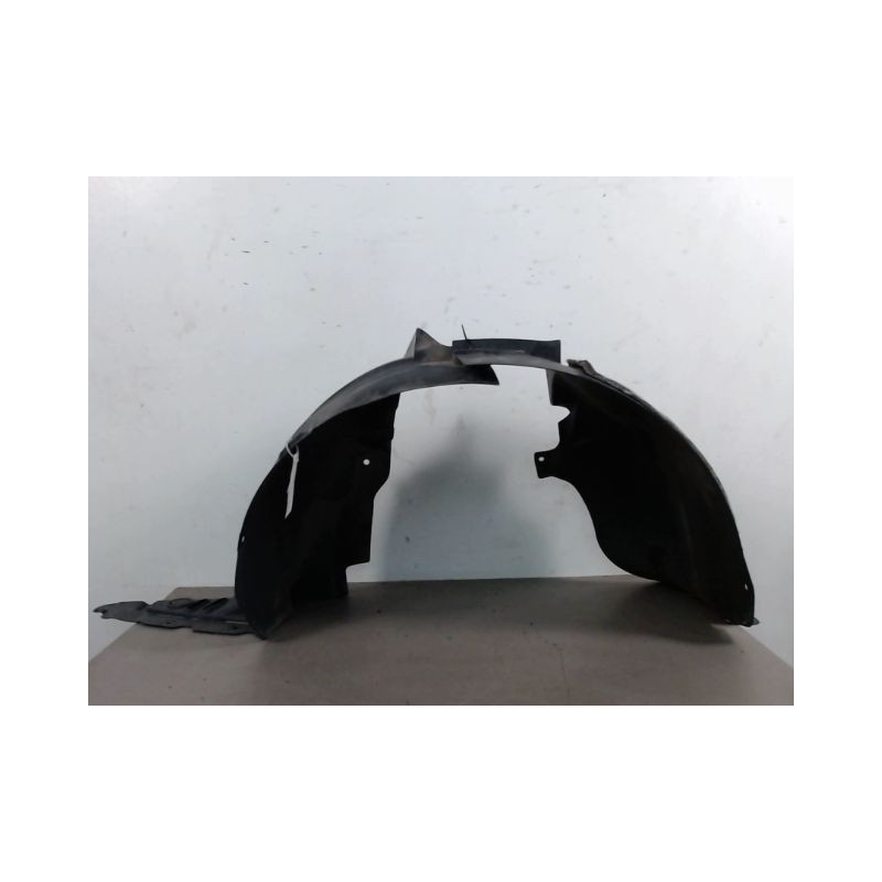 PARE-BOUE AVANT GAUCHE PEUGEOT 407