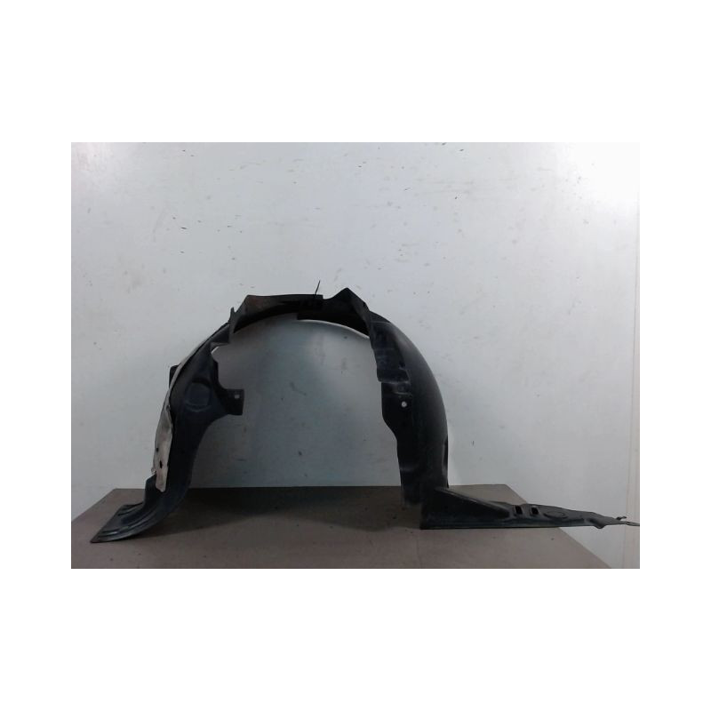 PARE-BOUE AVANT GAUCHE PEUGEOT 407
