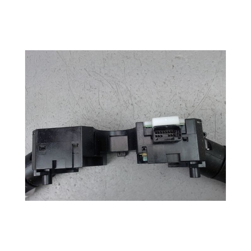BLOC COMMODOS NISSAN JUKE Phase 1 2010-...