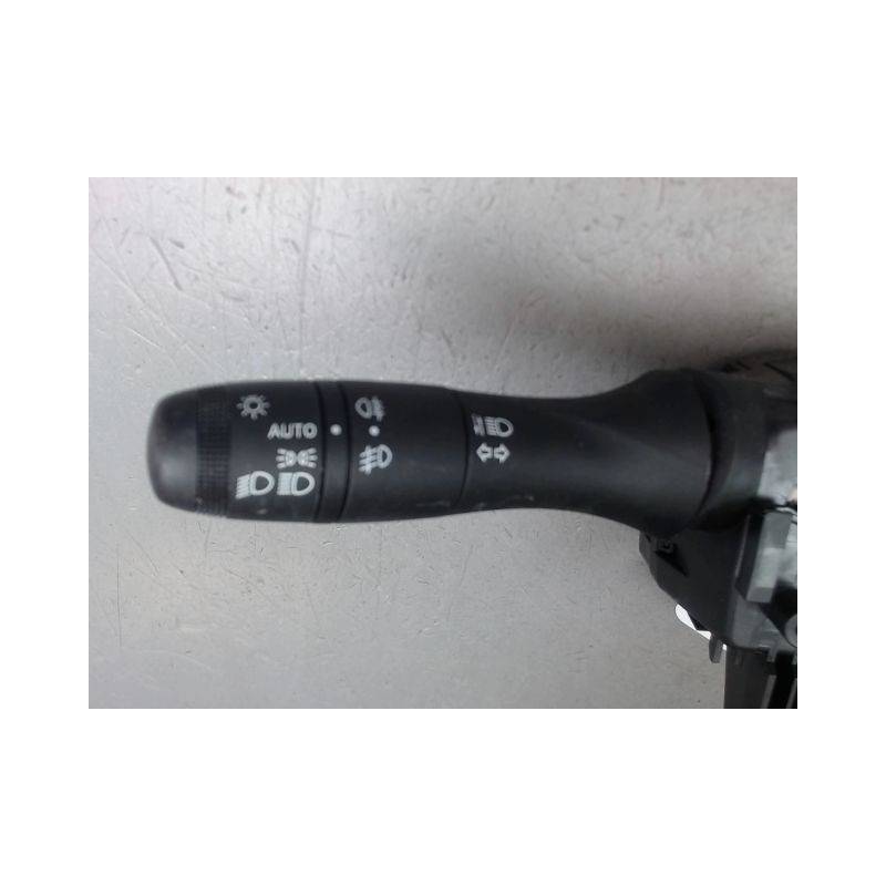 BLOC COMMODOS DACIA SANDERO 2008-