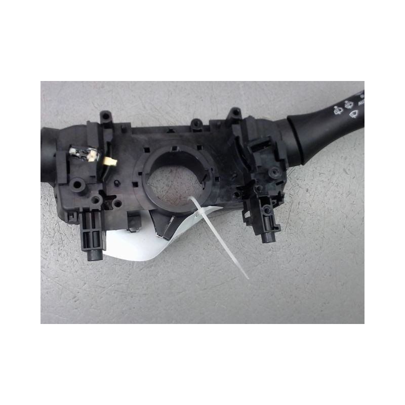 BLOC COMMODOS DACIA SANDERO 2008-