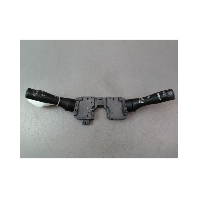 BLOC COMMODOS NISSAN JUKE Phase 1 2010-...
