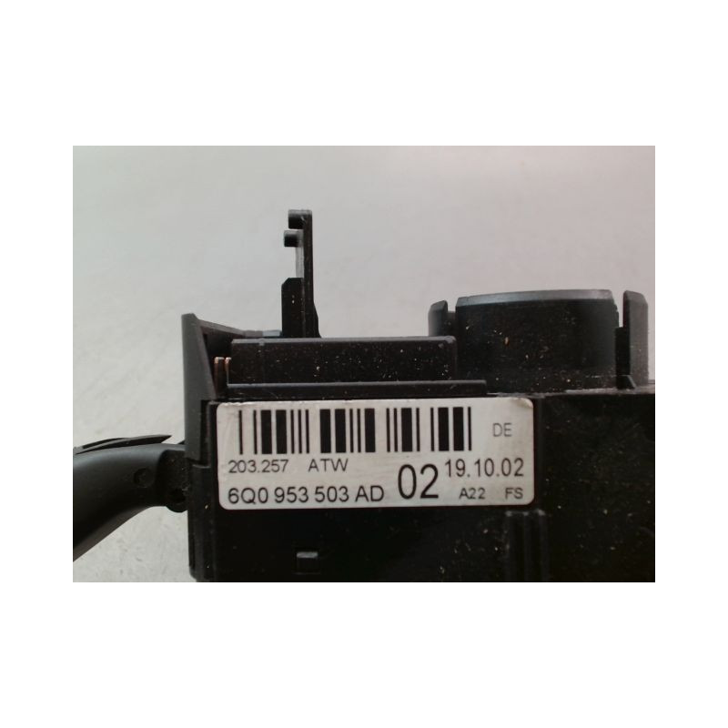 BLOC COMMODOS VOLKSWAGEN POLO IV Phase 1 (9N) 2002-2005