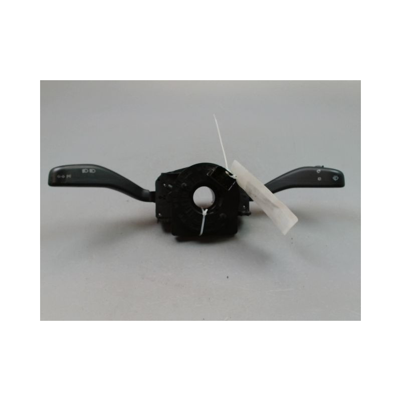 BLOC COMMODOS VOLKSWAGEN POLO IV Phase 2 (9N) 2005-2009