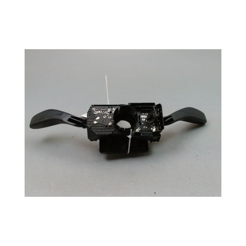 BLOC COMMODOS VOLKSWAGEN POLO IV Phase 2 (9N) 2005-2009