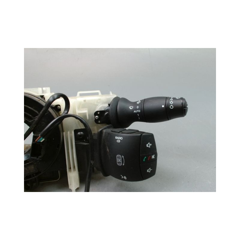 BLOC COMMODOS RENAULT LATITUDE BERL. 2010-...