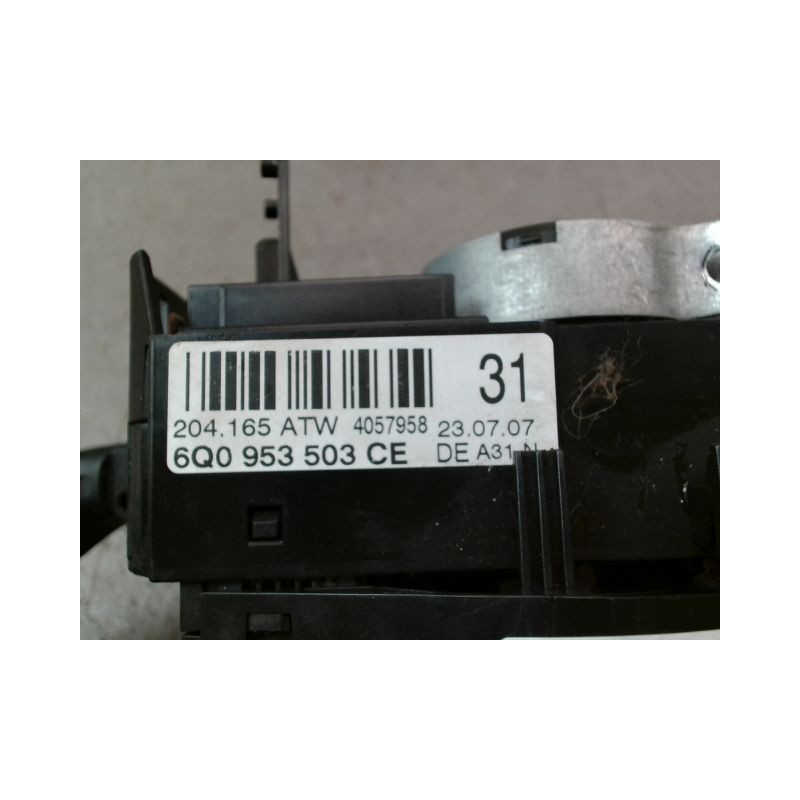 BLOC COMMODOS VOLKSWAGEN POLO IV Phase 2 (9N) 2005-2009
