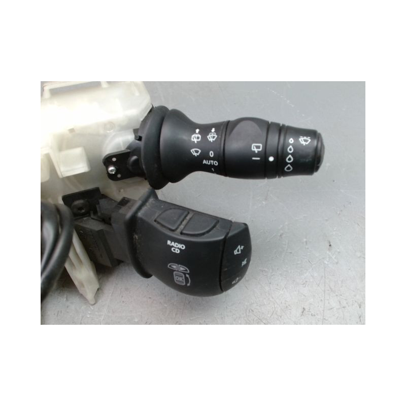 BLOC COMMODOS RENAULT MEGANE III Phase 1 2008-2012