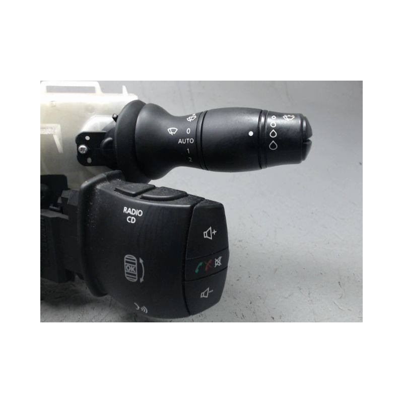 BLOC COMMODOS RENAULT LAGUNA III CPÉ 2008-
