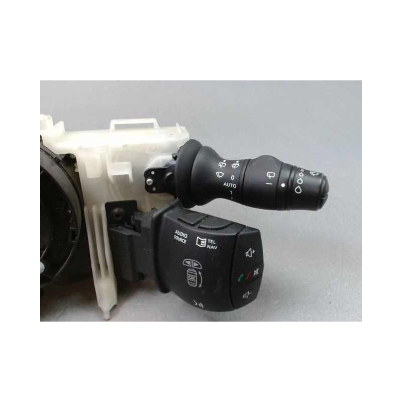 BLOC COMMODOS RENAULT GRAND SCENIC MONOSP. III Phase 1 LONG 2009-2011