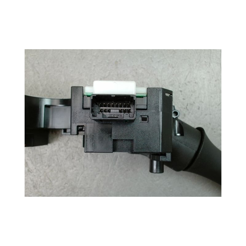 BLOC COMMODOS NISSAN MICRA 2009-