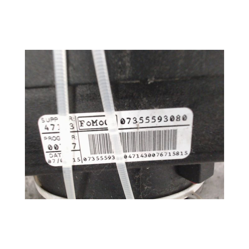 BLOC COMMODOS FORD KA