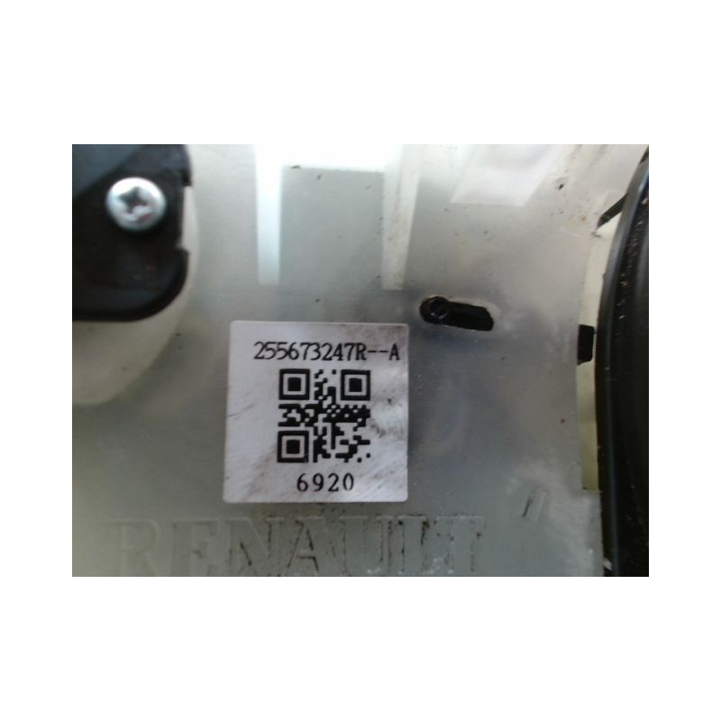 BLOC COMMODOS RENAULT ZOE