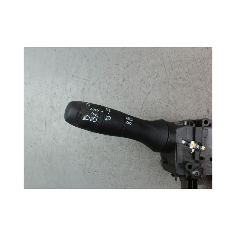 BLOC COMMODOS DACIA SANDERO 2008-