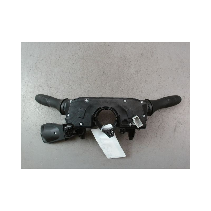 BLOC COMMODOS DACIA SANDERO 2008-