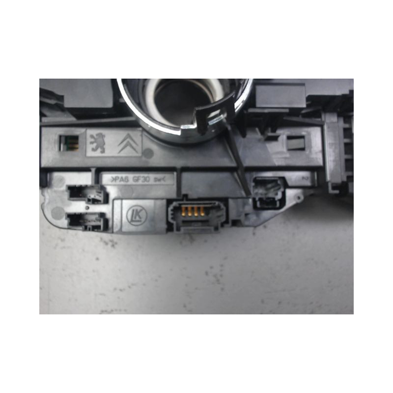 BLOC COMMODOS PEUGEOT 5008