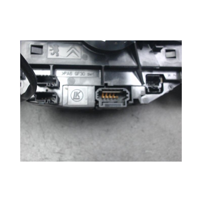 BLOC COMMODOS PEUGEOT 5008 2009-