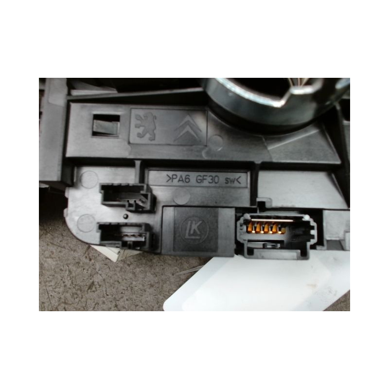 BLOC COMMODOS CITROEN C3 2009-