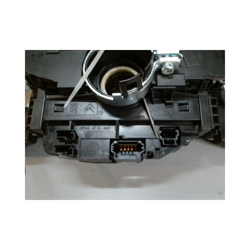 BLOC COMMODOS PEUGEOT 5008 2009-