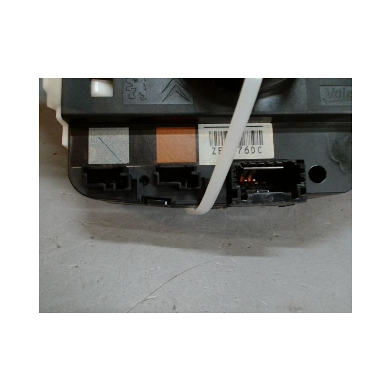 BLOC COMMODOS PEUGEOT 208