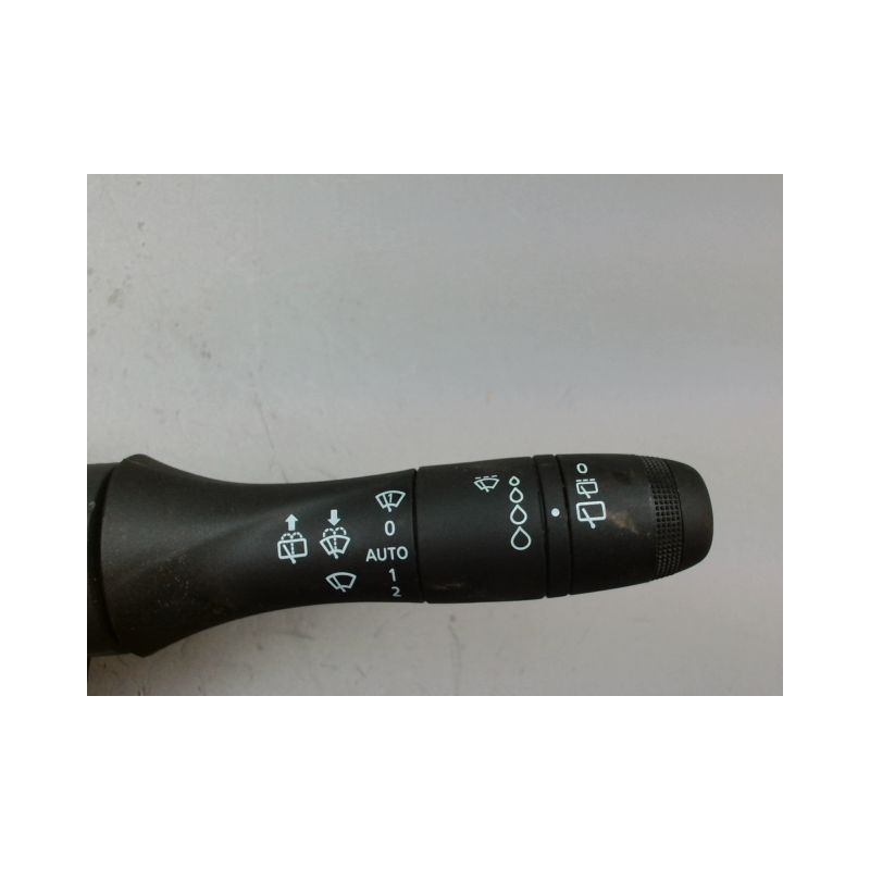 BLOC COMMODOS DACIA SANDERO 2008-