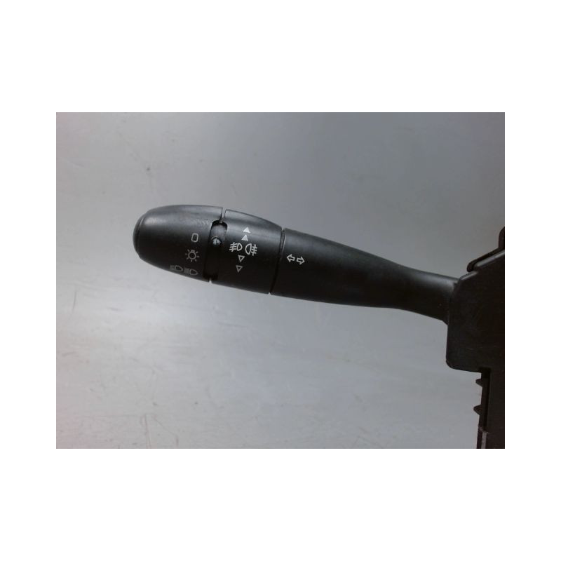 BLOC COMMODOS PEUGEOT 206+ 2009-