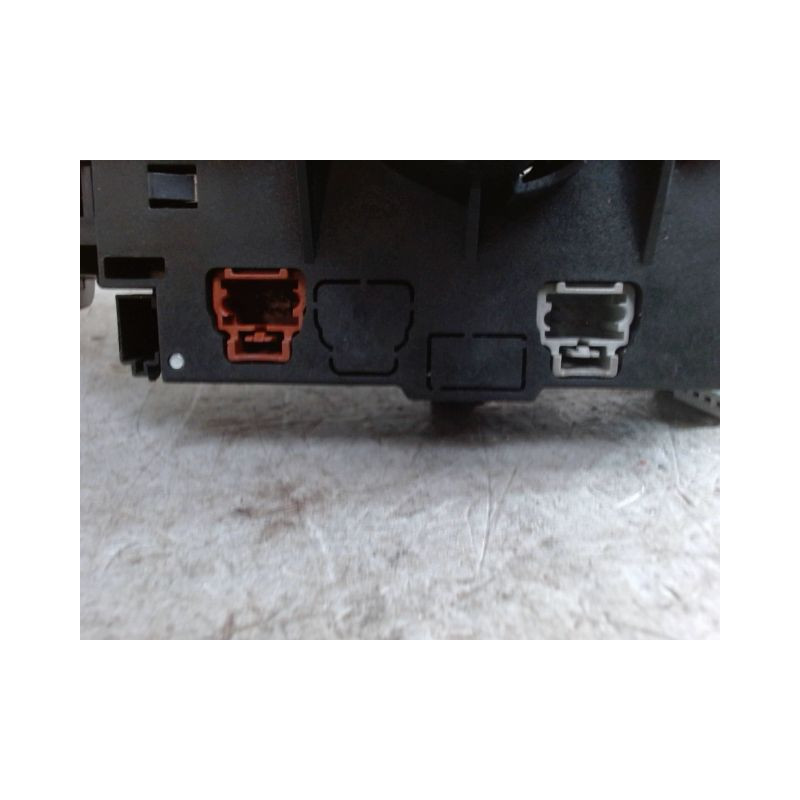 BLOC COMMODOS PEUGEOT 207