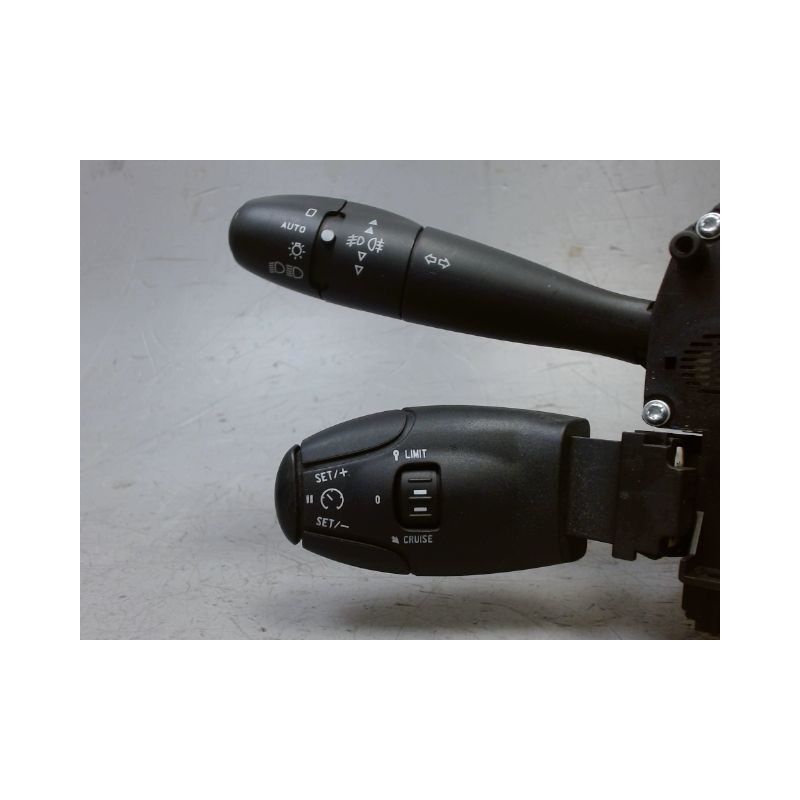BLOC COMMODOS PEUGEOT 207 5P