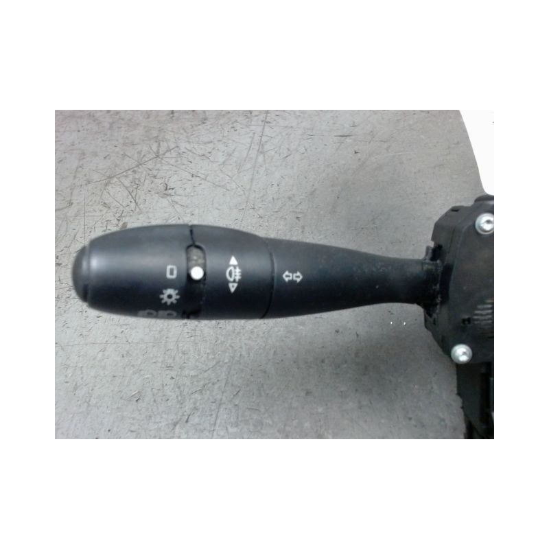 BLOC COMMODOS CITROEN C2 2003-
