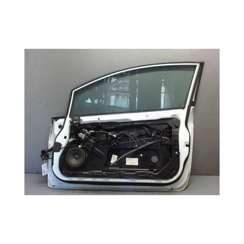 PORTE AVANT DROIT FORD FIESTA