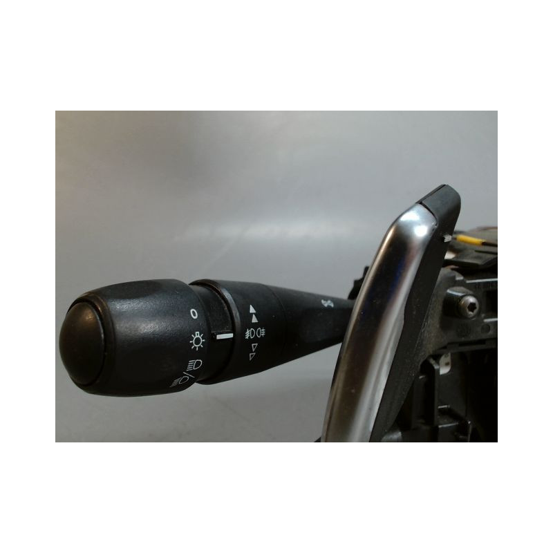 BLOC COMMODOS PEUGEOT 2008