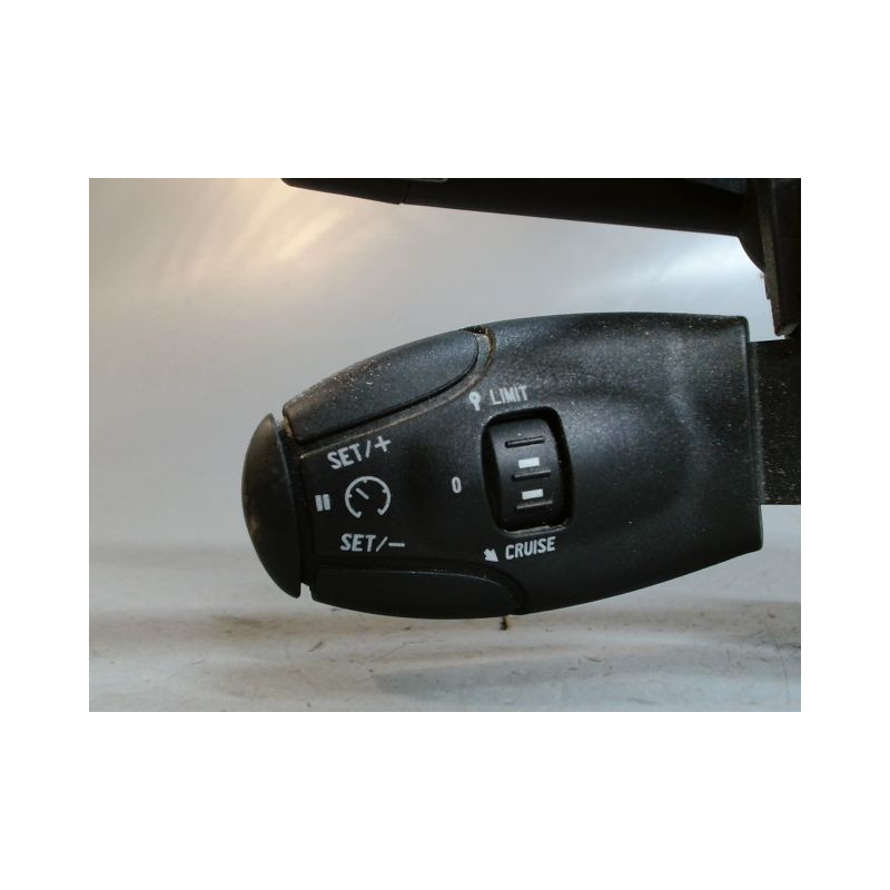 BLOC COMMODOS PEUGEOT 2008
