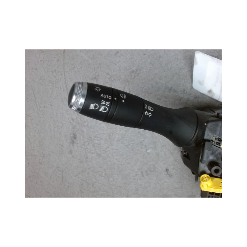 BLOC COMMODOS RENAULT CLIO