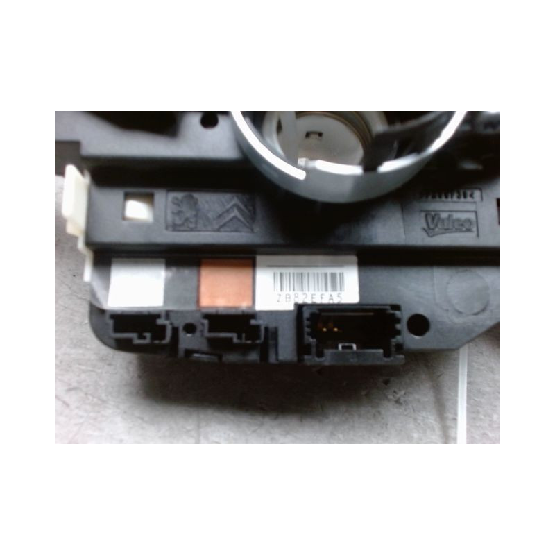 BLOC COMMODOS PEUGEOT 208