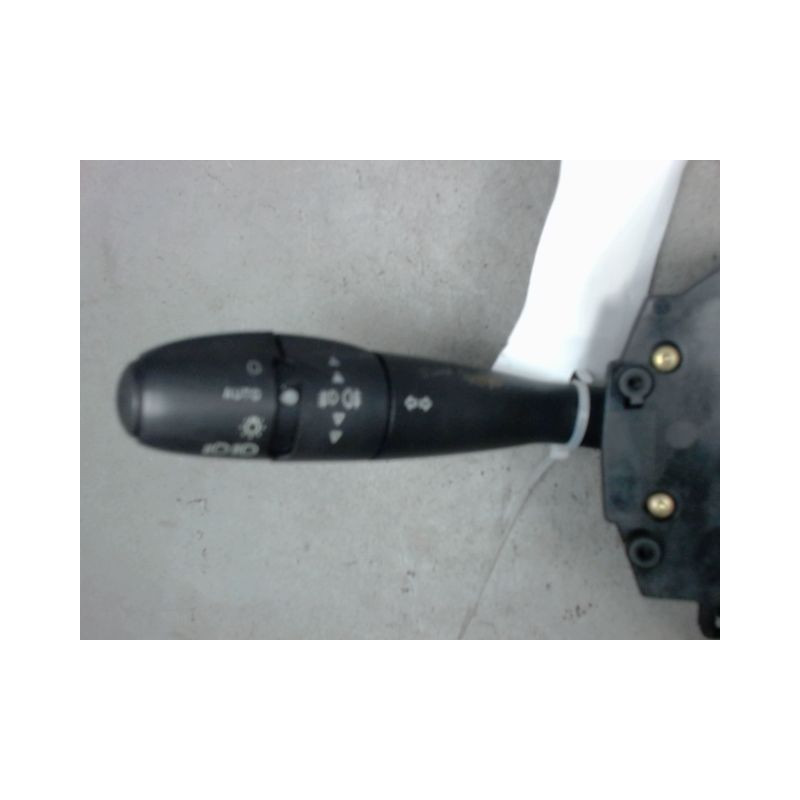 BLOC COMMODOS CITROEN C4 04-08