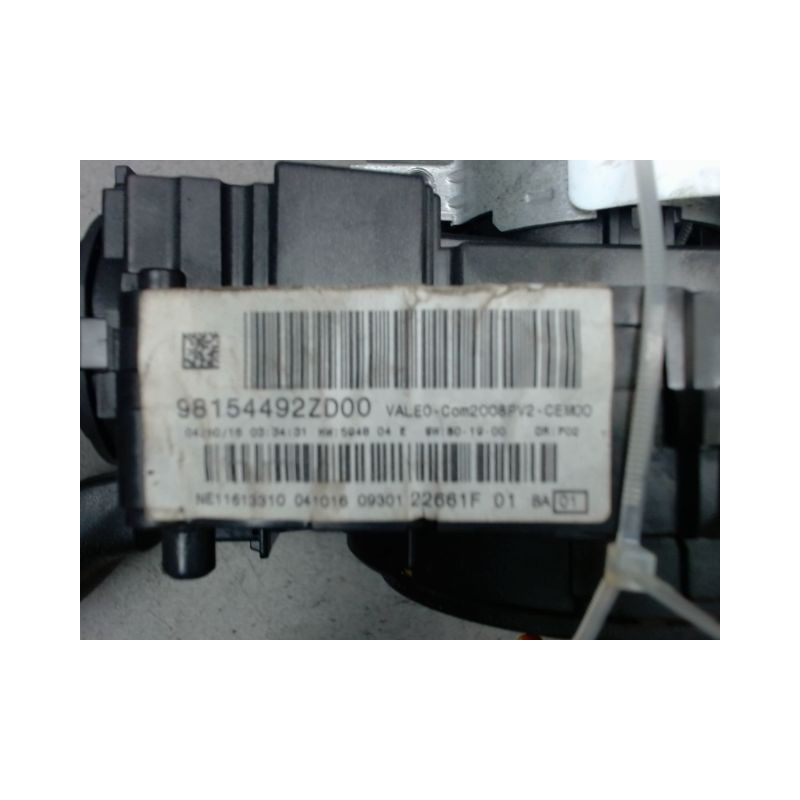 BLOC COMMODOS PEUGEOT 208